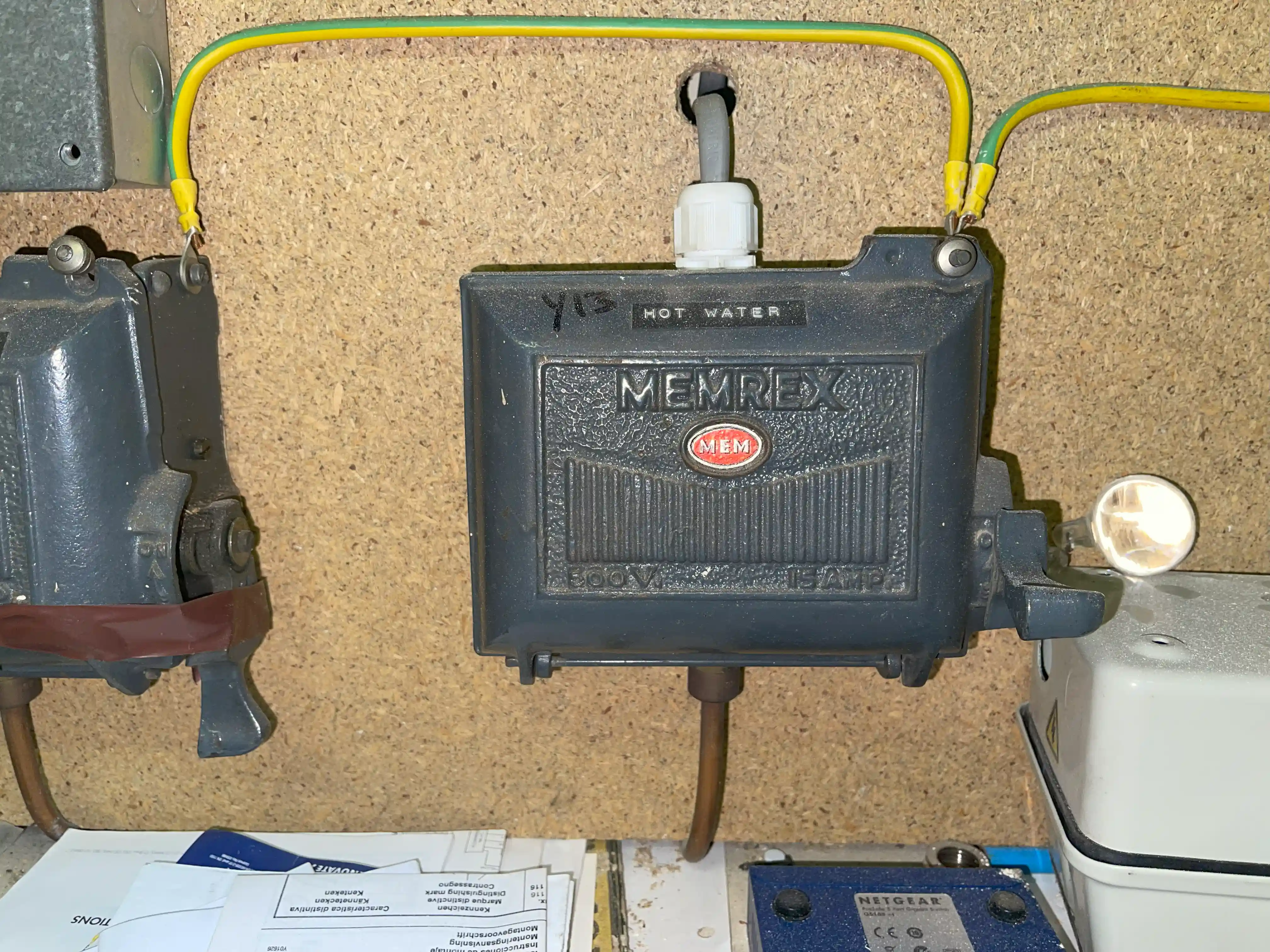 24 Hours Emergency Electrician near Watford